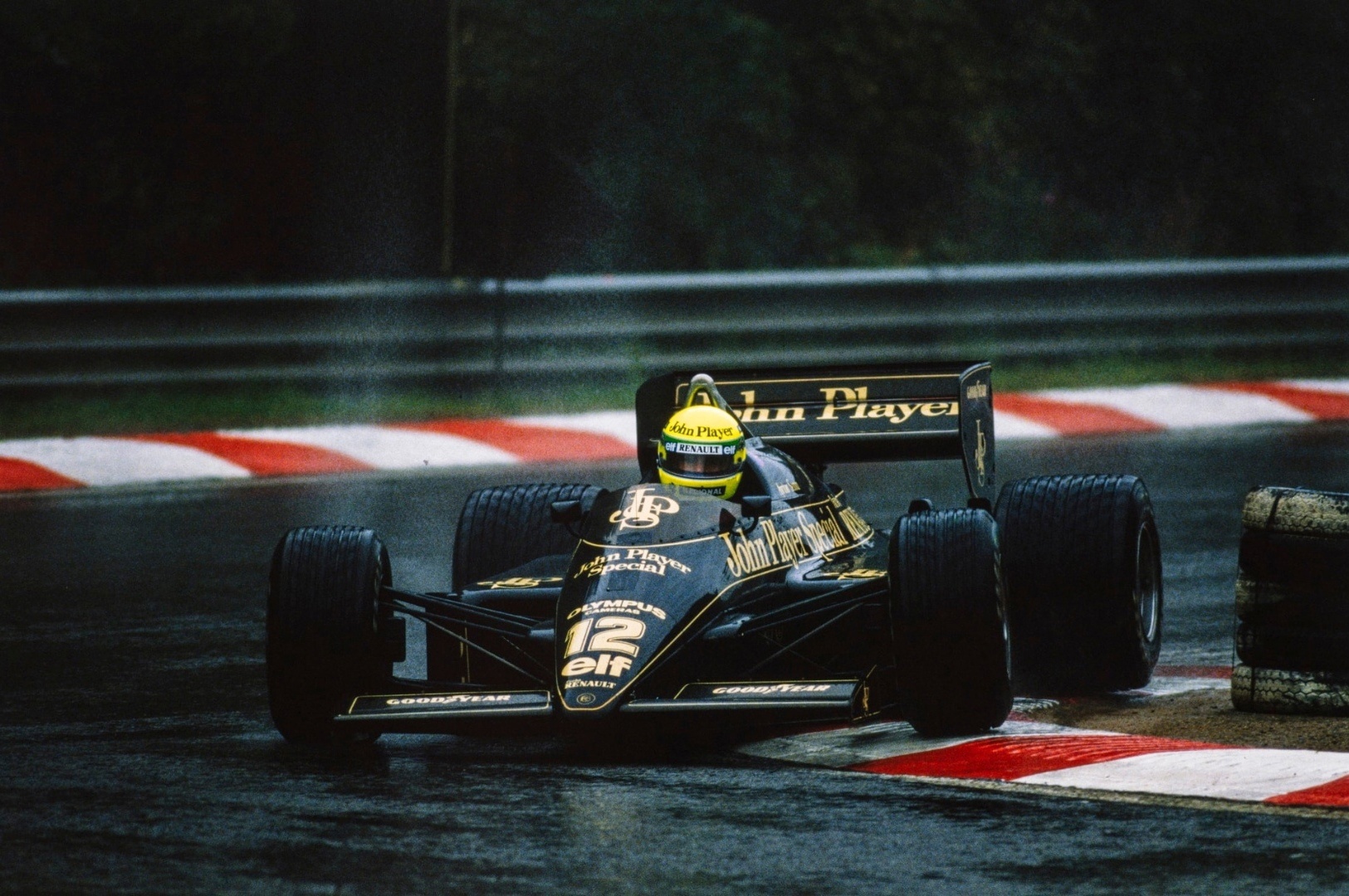 Belçika GP 1985 - Ayrton Senna (Lot... 