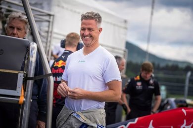Schumacher: "Horner'la devam ederse, Red Bull iki seneye vasat bir takım olur" 