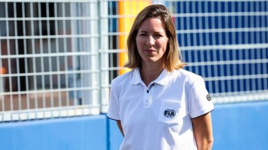 FIA CEO’su Natalie Robyn görevden ayrıldı, kan kaybı sürüyor 