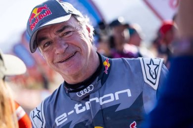 Ford, 2025 Dakar Rallisi için Carlos Sainz Sr ile anlaştı 