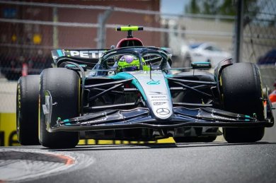 Lowe: "Mercedes, yanlış yöne gittiği için kolay kolay toparlanamayacak" 