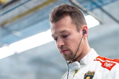 Kvyat: "Başarılı bir takım tek bir kişiden oluşmaz" 